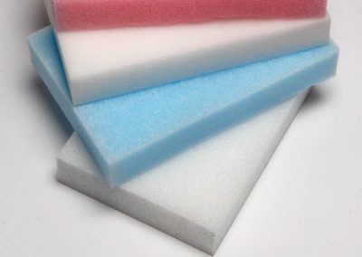 Non-cross-linked polyethylene foam for packaging